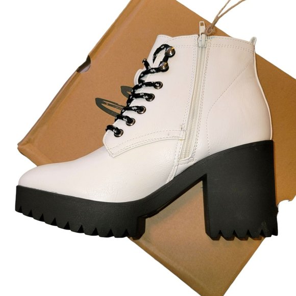 Seven7 Flatiron Off-White Ankle Boot Platform Lace-up Womans Size 9 JJ3342 - Picture 7 of 11